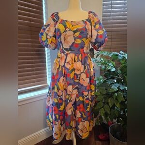 Vince Camuto Floral Zip-back Dress w/POCKETS!